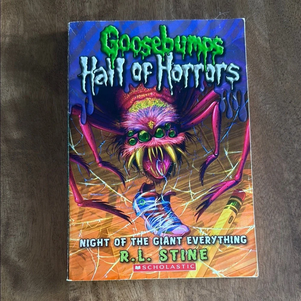 Scholastic Goosebumps Most Wanted and Hall of Horrors Collection - Picture 4 of 7